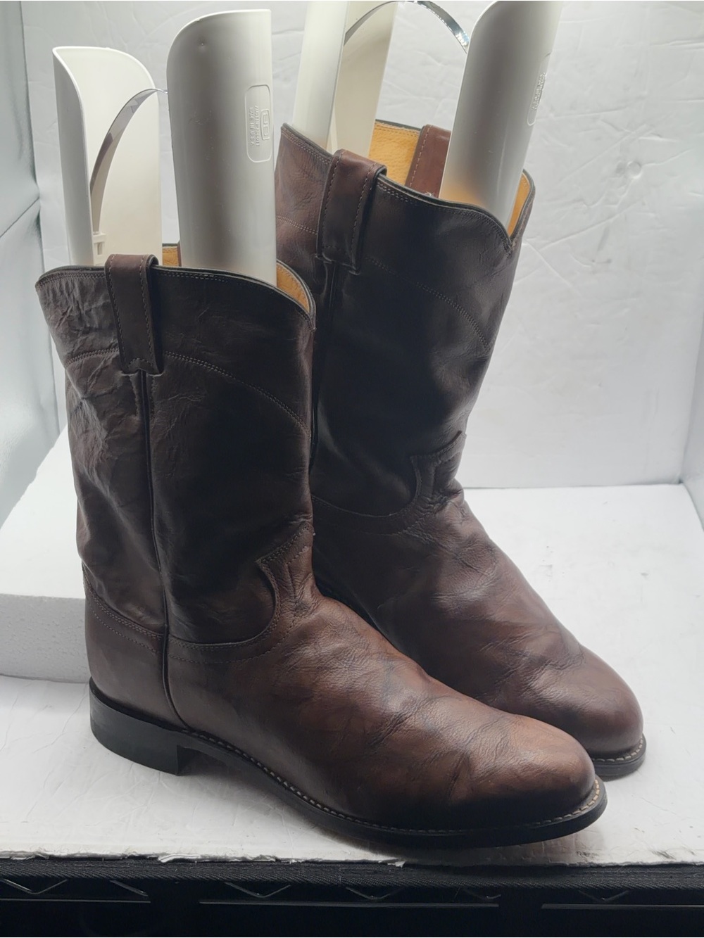 The Justin 3162 Roper Men's 11EE Brown Deerlite Leather Cowboy Western Boots